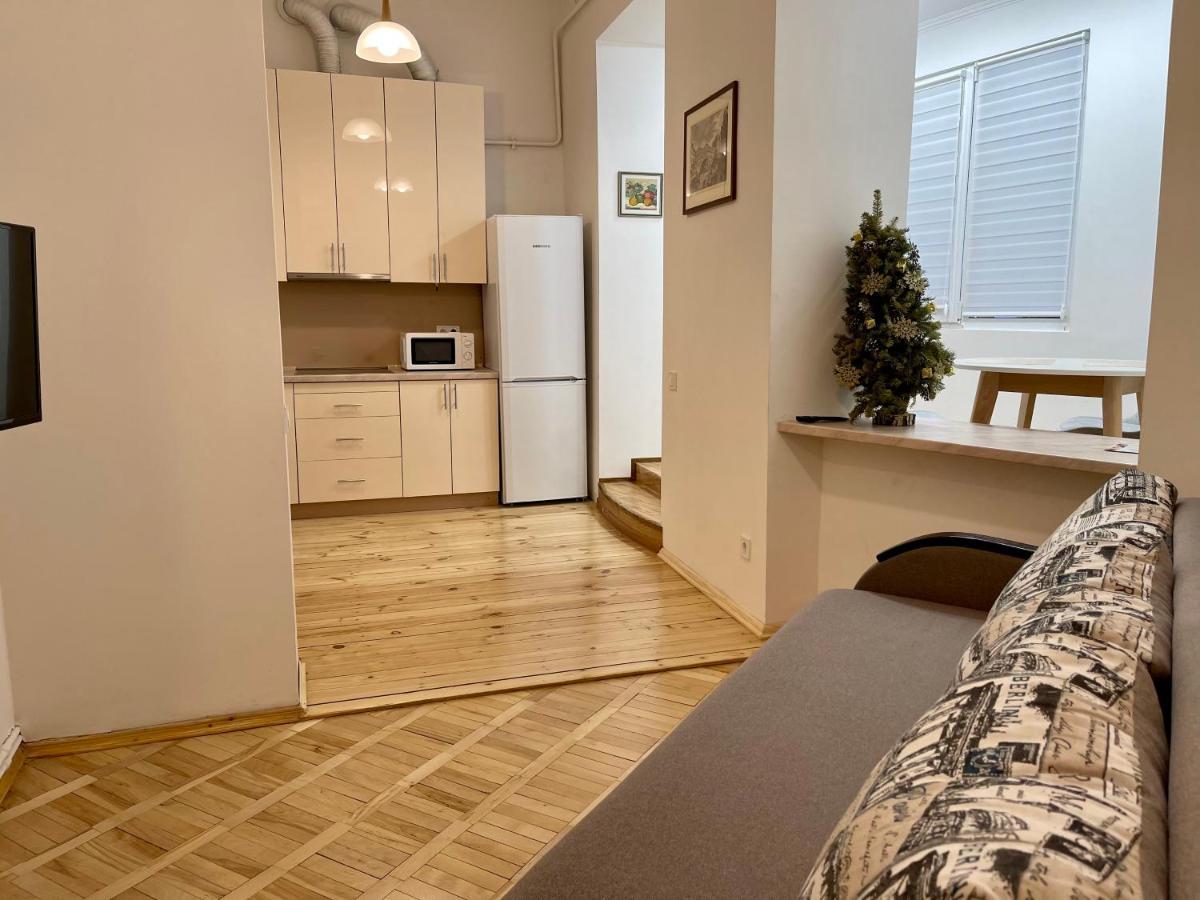 Avangard Passage Kryva Lypa Apartment Lviv Exteriör bild